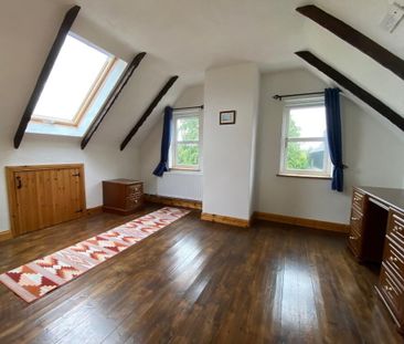 49 Lakeland Road, Hillsborough, BT26 6PW - Photo 4
