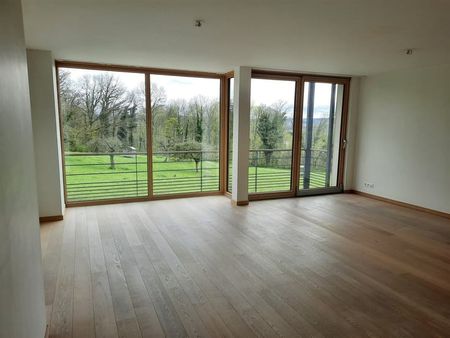 Appartement te huur - foto 2