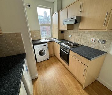 Beechwood Terrace, Burley, Leeds, LS4 2NG - Photo 2