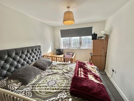 Noel Street - Photo 3