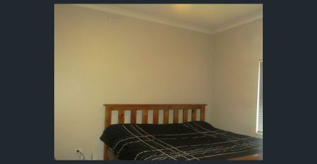 Hi, I’m your neat and family-friendly retreat - Photo 3