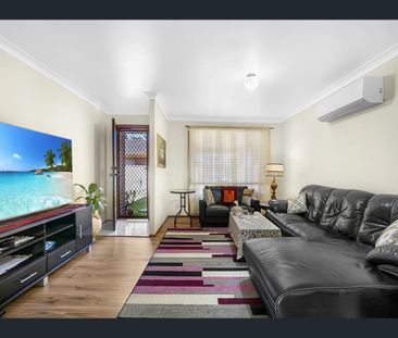 2/14 Bird Place, St Helens Park, NSW 2560 - Photo 1