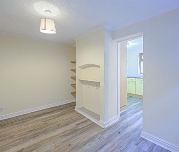 2 bedroom semi-detached house to rent - Photo 2