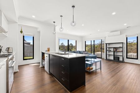 Stylish, Low-Maintenance Living You’ll Love! - Photo 2