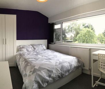 1 bedroom in a house share to rent - Photo 1