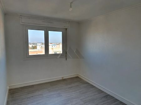 Location Appartement 5 pièces 83m² - Photo 4