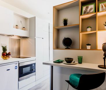 Bronze Studio - Photo 3