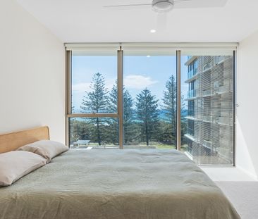 Luxury and comfort in the heart of Burleigh Heads - Fully Furnished - Photo 4