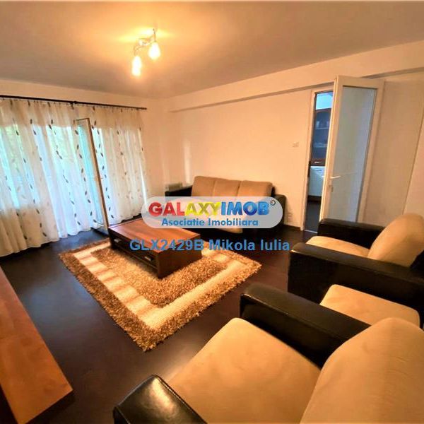 Apartament 2 camere decomandat Bl 1992 Et 1/4 Bd Decebal - Photo 1