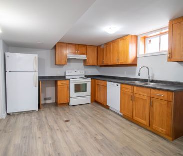 129 Jacobson Ave, St. Catharines - All Inclusive 2 Bedroom - Photo 6