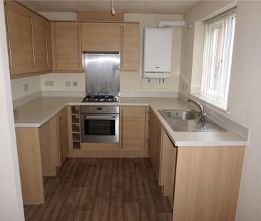 2 bedroom semi-detached house to rent - Photo 2