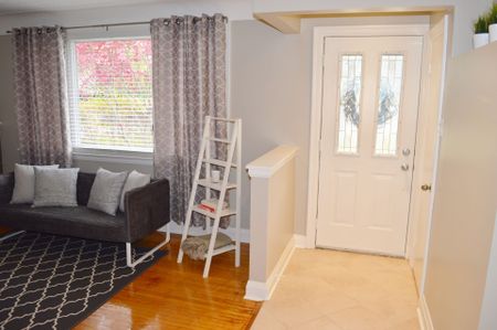 For Lease - 31 Park Avenue, Burlington, Ontario - Photo 3