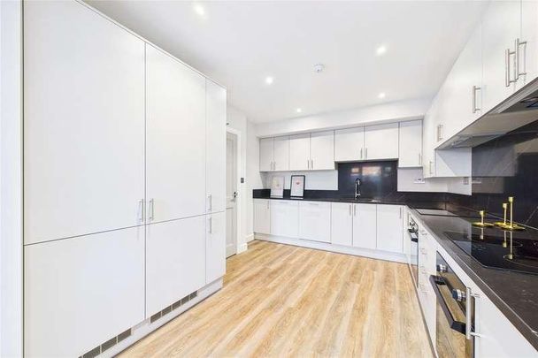 Gosbrook Road, Caversham, Reading, Berkshire, RG4 - Photo 1