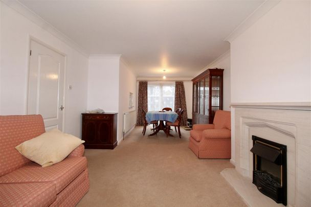 3 Bedroom House - Semi-Detached To Let - Photo 1