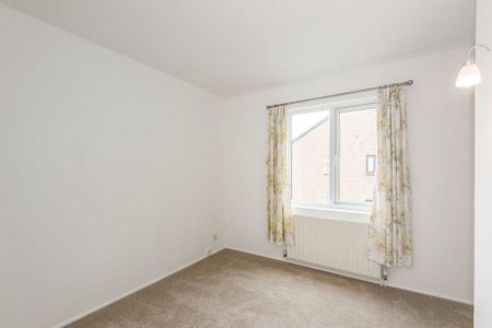 1 bedroom end of terrace house to rent - Photo 2