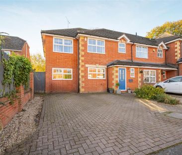 5 bedroom semi-detached house to rent - Photo 3