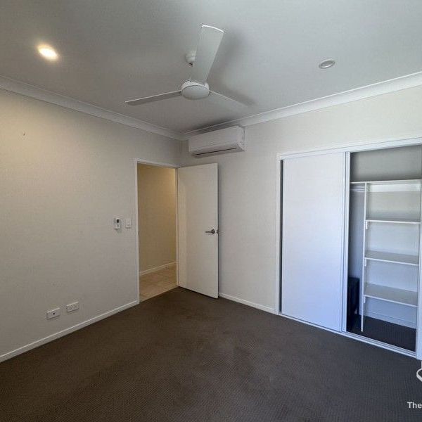 wo-Storey One-Bedroom Apartment for Rent in Springfield Lakes - Photo 1