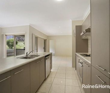 Modern Air-conditioned Home in Great Location! - Photo 4