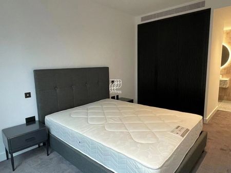 1 Viaduct Gardens, London, UK - Photo 3