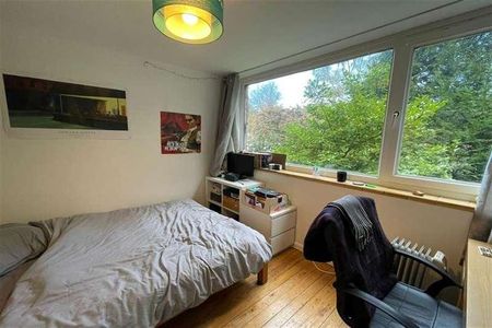 Sparkford Close, SO22 - Photo 5