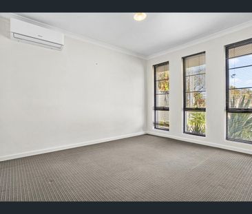 222A Streich Avenue, Armadale, WA 6112 - Photo 6