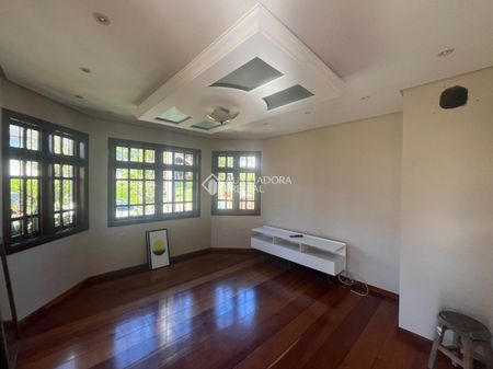 Casa com 3 quartos e 287m² para alugar em Mato Queimado, Gramado. - Photo 4