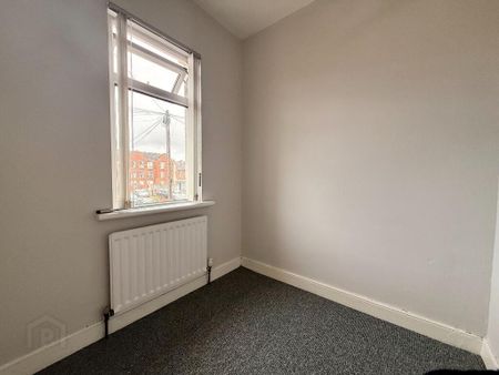 22 Windsor Drive, Belfast, BT9 7FH - Photo 2