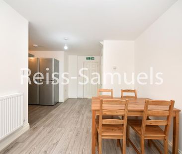 6 bedroom terraced house to rent - Photo 4