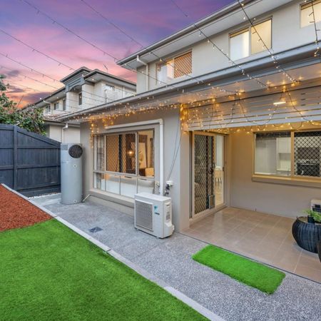 Perfect location, Perfect Price, Perfect Property! - Photo 3