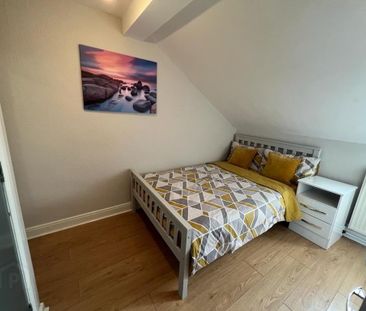 Camden Street, Room 8, R2 & R4. All Bills Included, Belfast, BT9 6AU - Photo 4