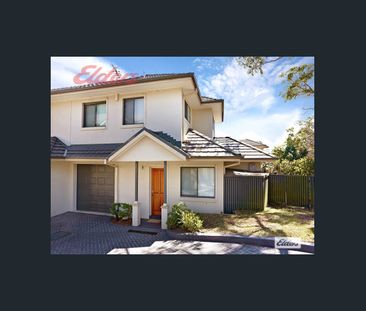 Modern Three Bedroom Townhouse - Photo 6