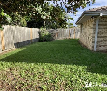 FAMILY HOME IN GREAT LOCATION! - Photo 2