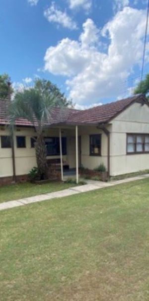 Great Location! - Photo 2