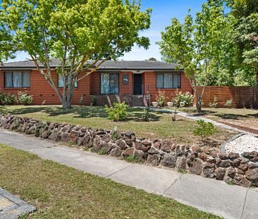 30 Aintree Street, Mooroolbark - Photo 3