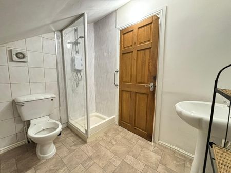 Winnington Lane, Northwich - Photo 5