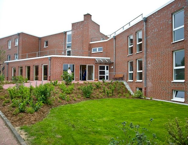 Barrierefrei im Alter – Senioren-Wohnung für Paare mit WBS! - Photo 1