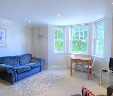 Park Rise, Leatherhead, Surrey, KT22 - Photo 5