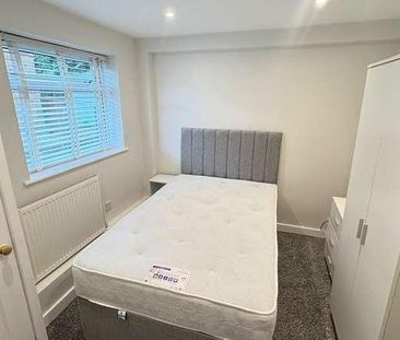 St. Anns Close, Leeds, LS4 - Photo 3