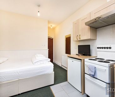 Belsize Avenue, London - Photo 3