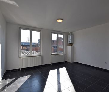 Ideale starterswoning: Centraal gelegen appartement nabij de Markt ... - Photo 3