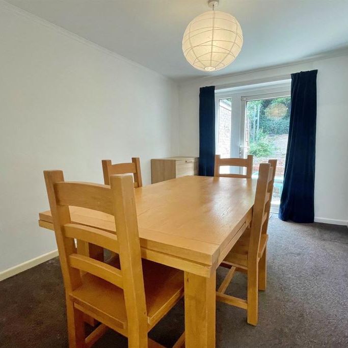 4 bedroom terraced house to rent - Photo 1