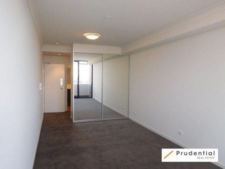 2805a/420 Macquarie Street - Photo 2