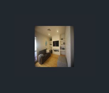 Family Home In Warradale - Photo 2