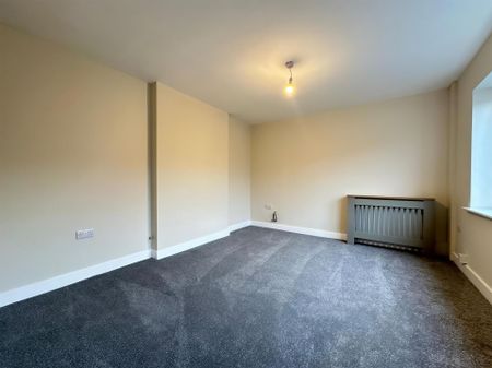 36 Caymer Road, YO11 3HH, Scarborough - Photo 3