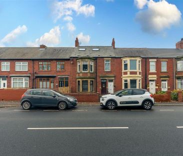 3 bedroom flat to rent - Photo 3