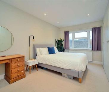 Scotsdale Close, Cheam, Sutton, SM3 - Photo 5