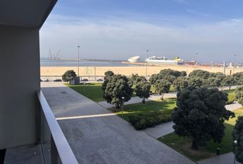 Apartamento T2 para Arrendamento no Palácio da Enseada em Matosinhos