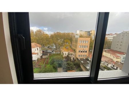 4 room luxury Flat for rent in Matosinhos, Portugal - Photo 5