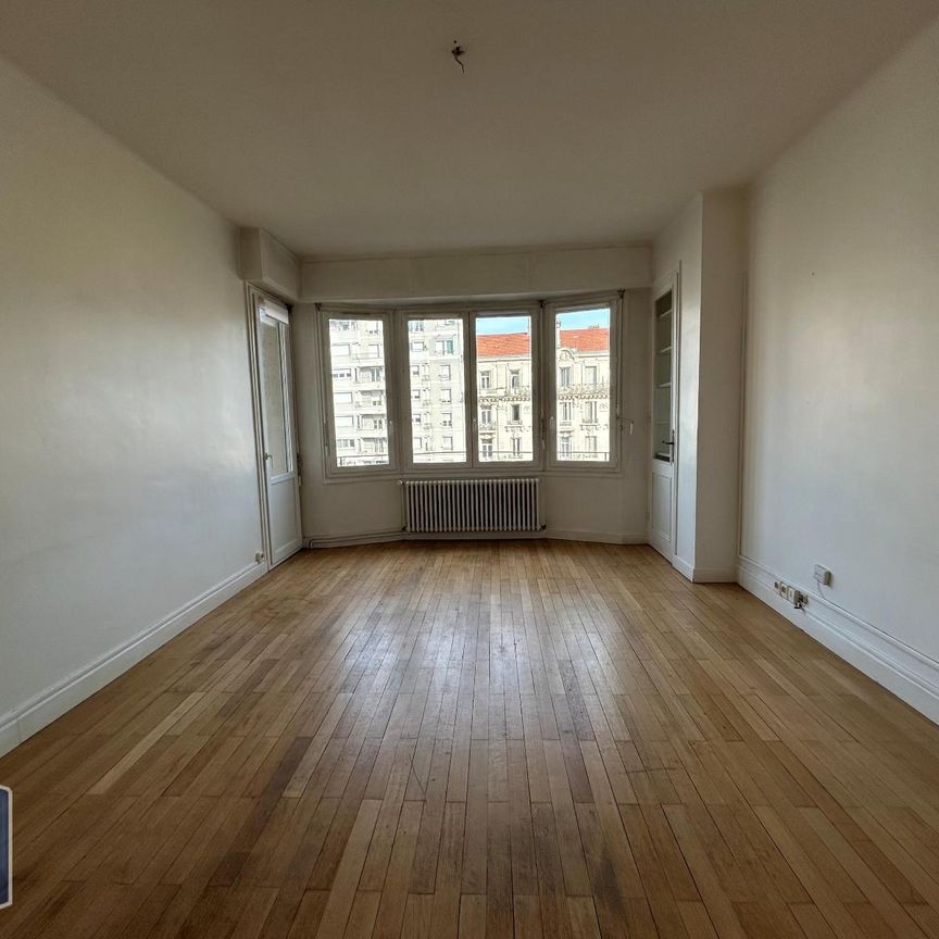 Location Appartement 3 pièces 83m² ST ETIENNE 42000 - Photo 1