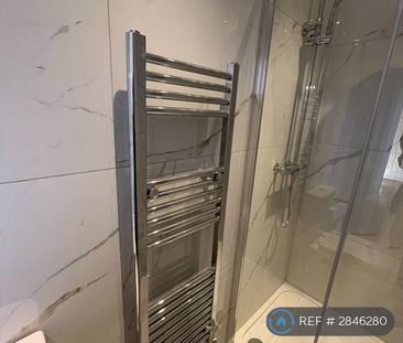 3 bedroom maisonette to rent - Photo 4